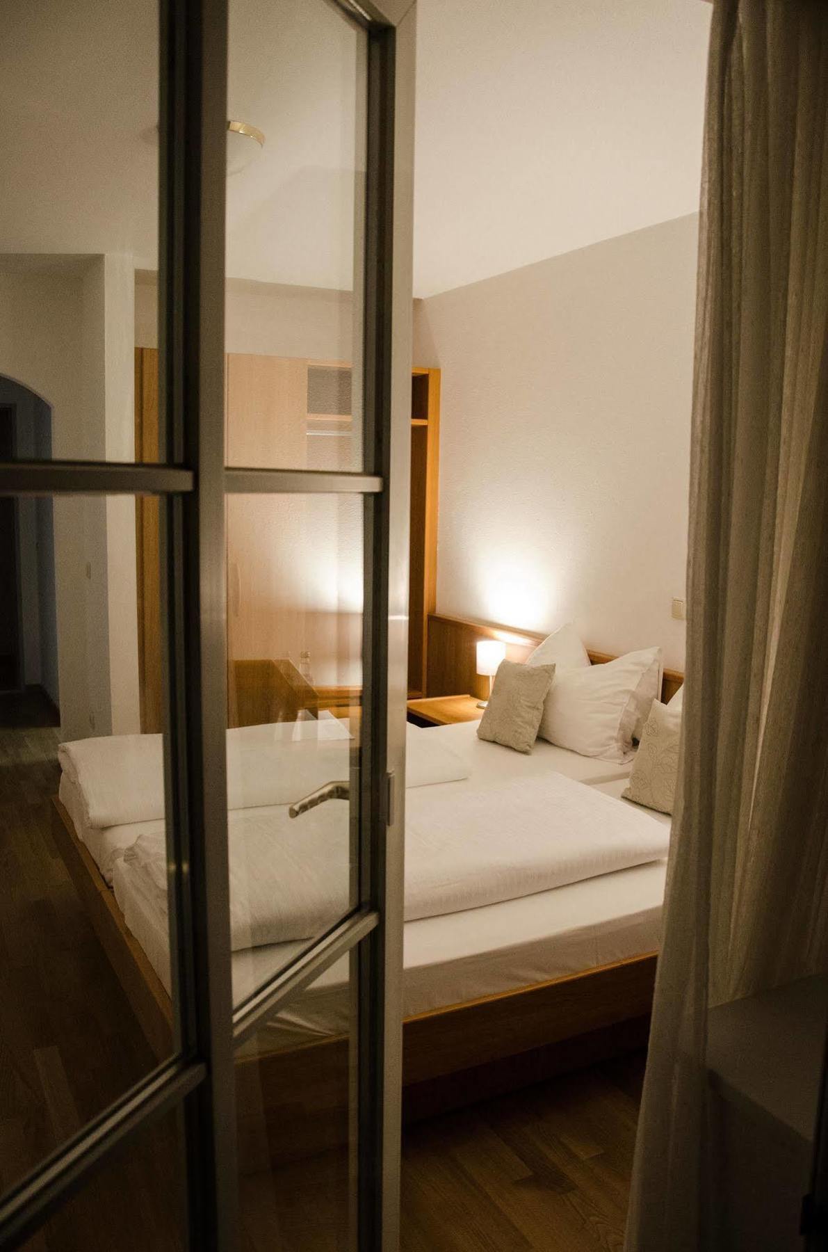 Hotel Blaue Traube Schongau Kültér fotó